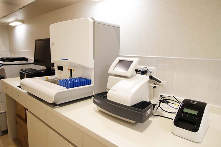 迅速な尿検査装置